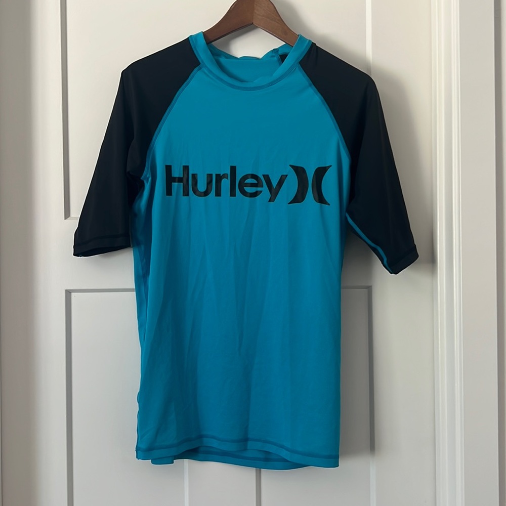 Hurley rash guard. Men’s XL.